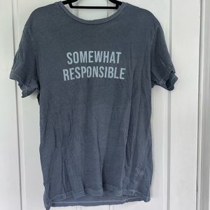 Vici graphic tee